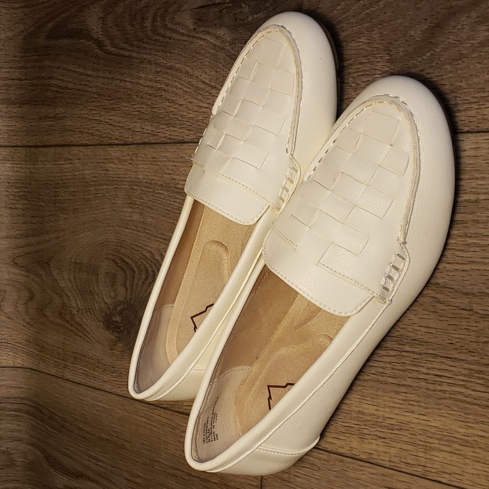 Cliffs Women's white loafers,leather Look, size 8.5.